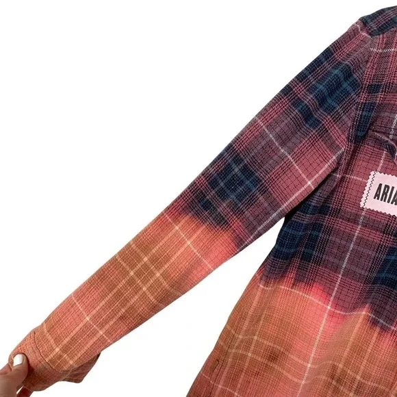Ariana Grande Plaid Flannel Shirt Womens Size Medium Large Pink Ombre Bleached - Picture 4 of 15
